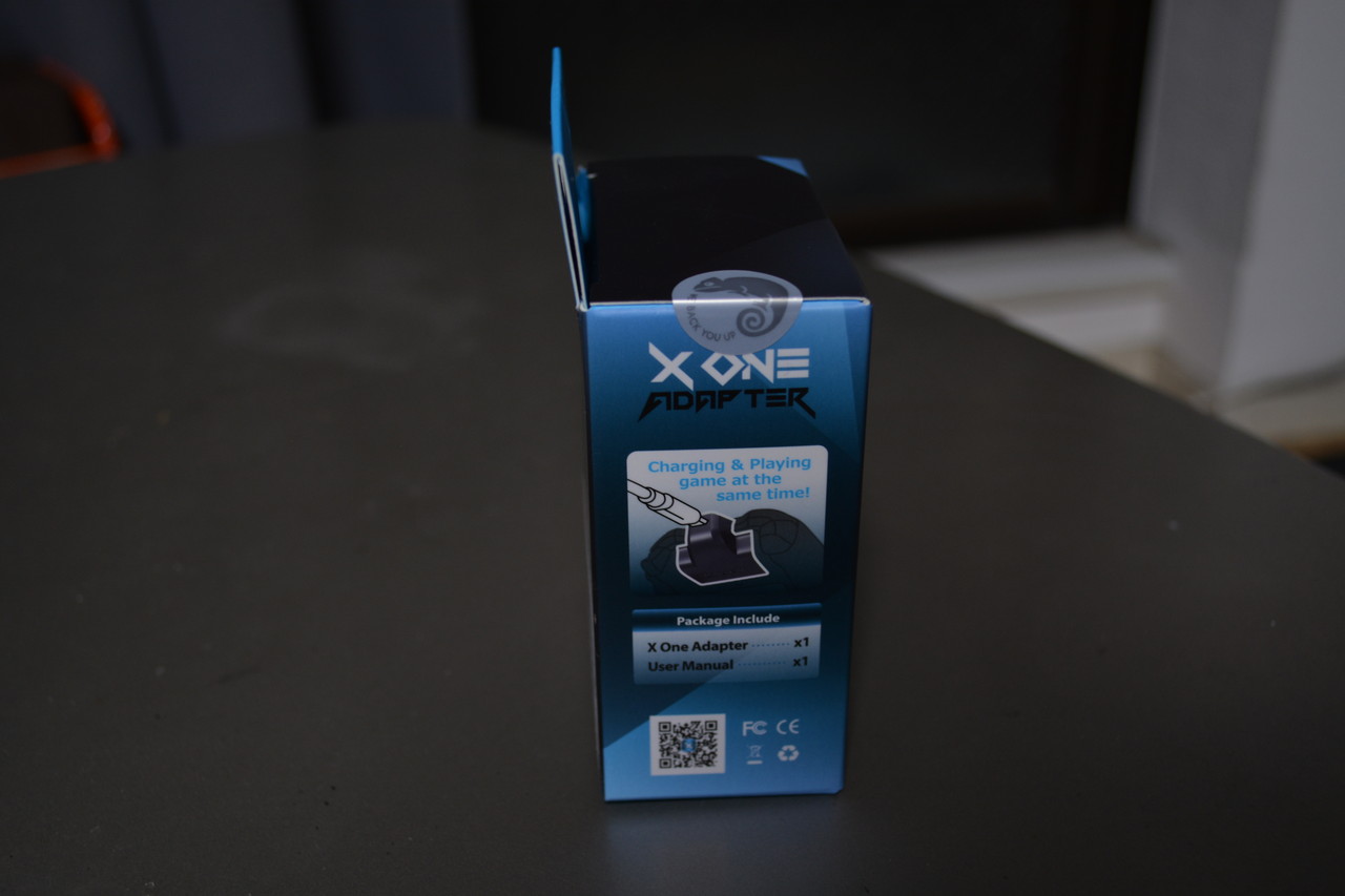 Xone　アダプター　Brookの箱（側面②）