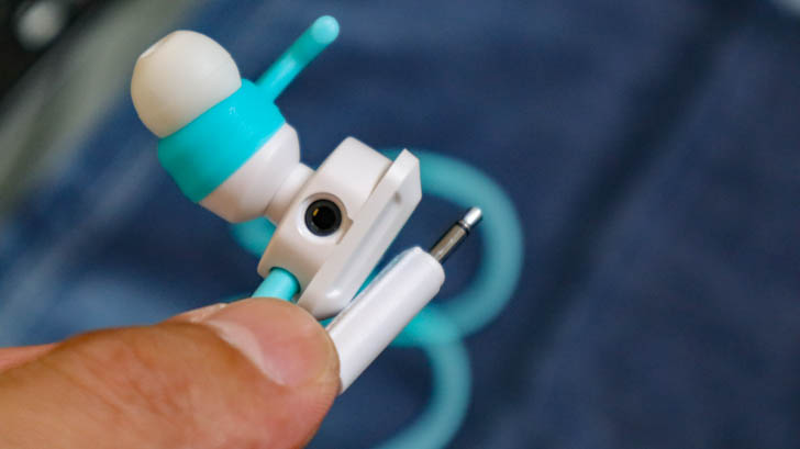 マイクを取り外した状態